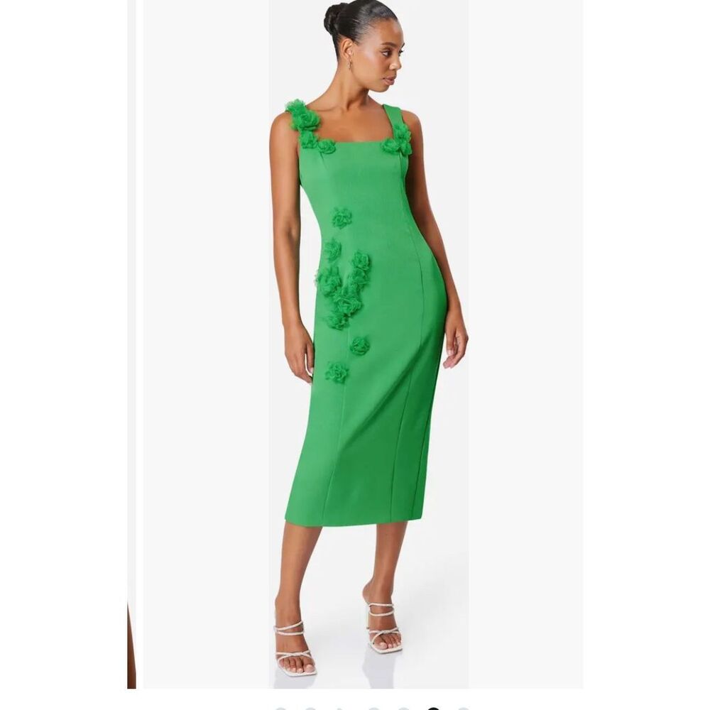 Elliatt Valeria Floral Appliqué Sheath Midi Dress in Green Size L